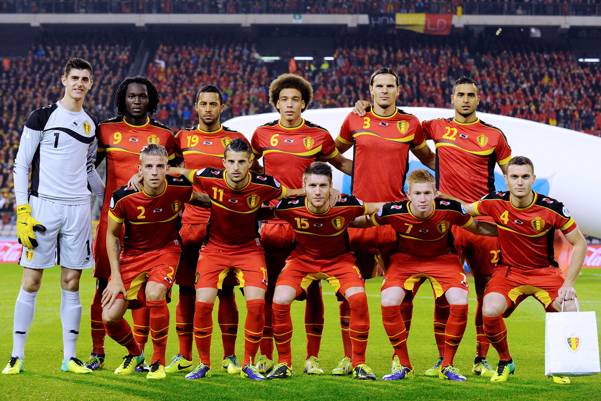 L’équipe Belge De Football The Golden Generation Turning Leather